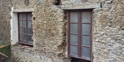 VL Maçonnerie création d'ouverture mur en pierre Saint Malo AVANT